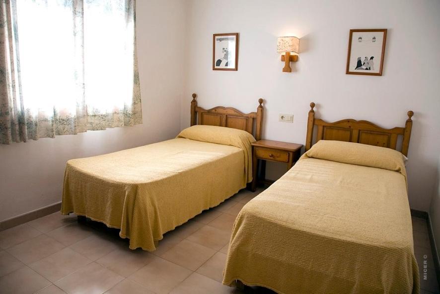 Apartamentos Leo Port de Pollenca Luaran gambar