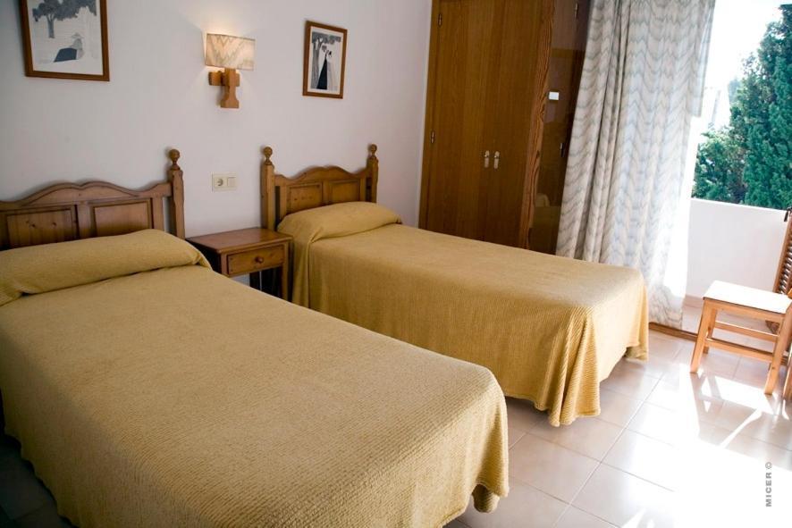 Apartamentos Leo Port de Pollenca Luaran gambar