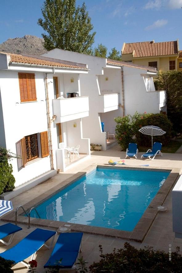 Apartamentos Leo Port de Pollenca Luaran gambar