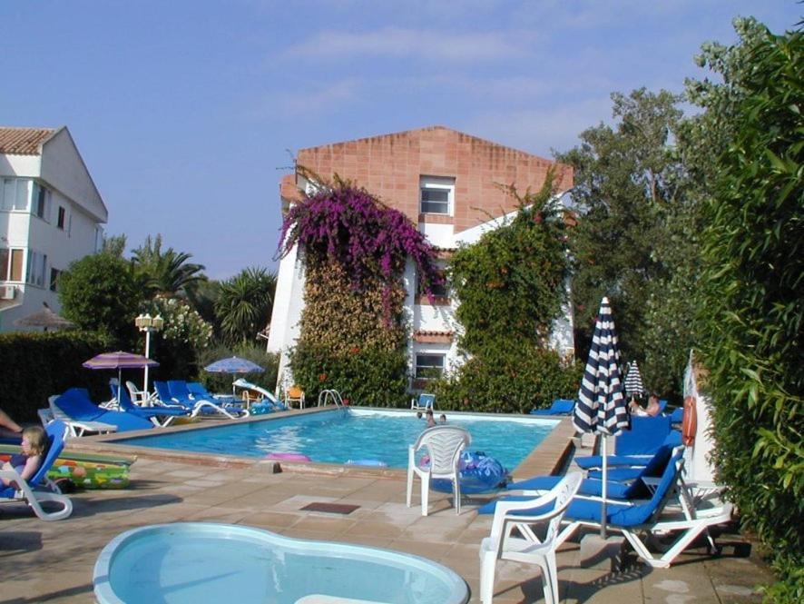 Apartamentos Leo Port de Pollenca Luaran gambar