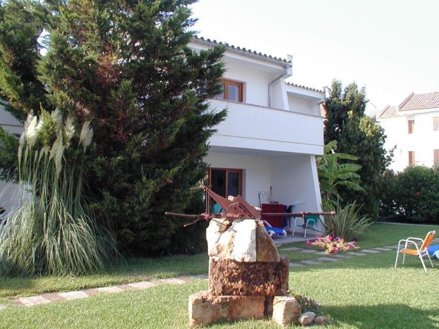 Apartamentos Leo Port de Pollenca Luaran gambar
