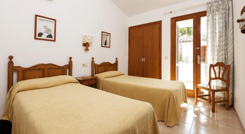 Apartamentos Leo Port de Pollenca Luaran gambar
